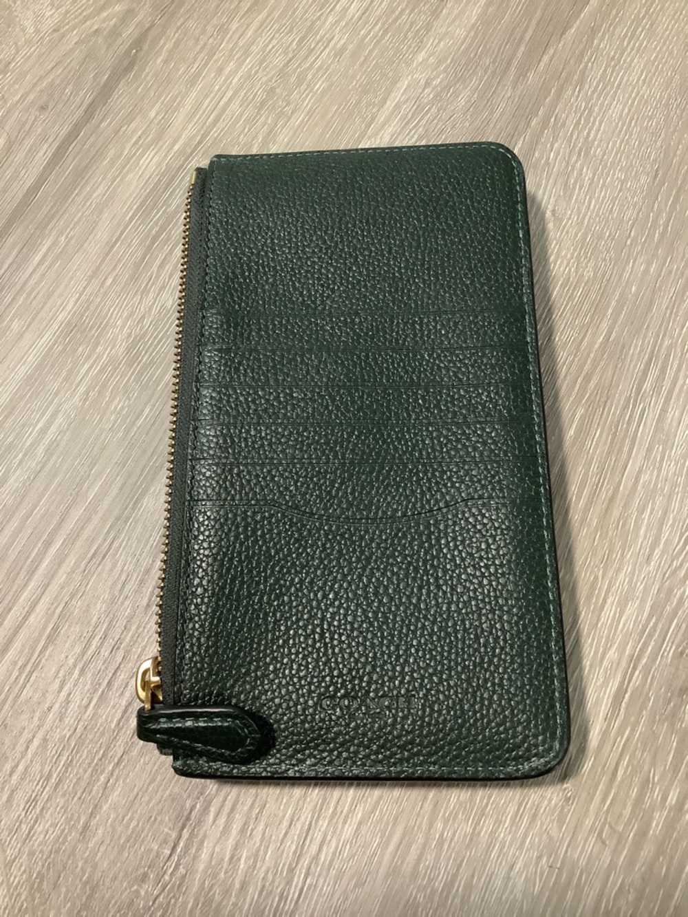 Coach essentials polished pebbled leather phone wallet dark green - Picture 2 of 8